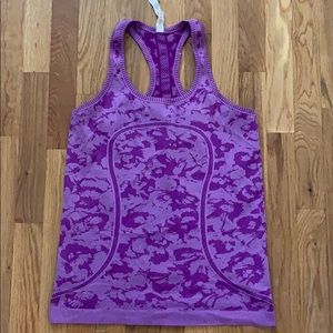 EUC • Lululemon • Swiftly Tank in Purple Camo